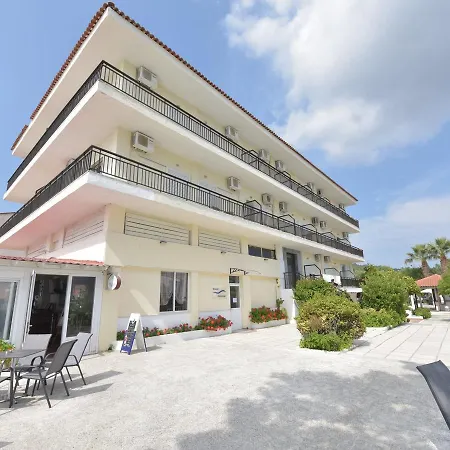 Hotel Australia Sea Front 2*